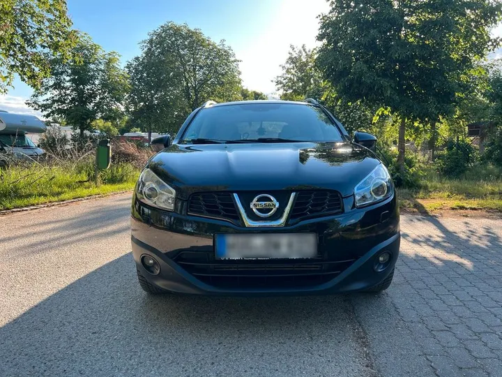 Nissan Qashqai+2