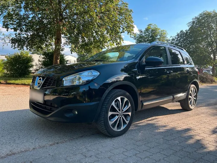 Nissan Qashqai+2
