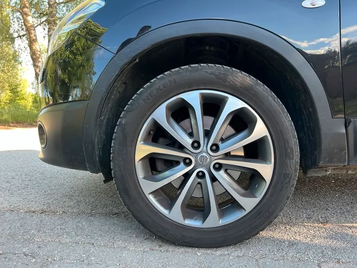 Nissan Qashqai+2