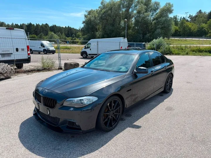 BMW 530