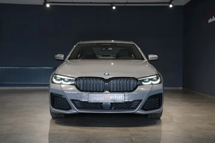 BMW 545