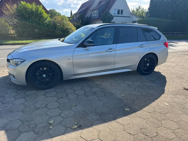 BMW 320