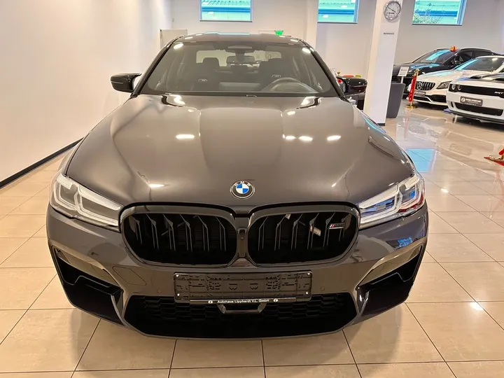 BMW M5