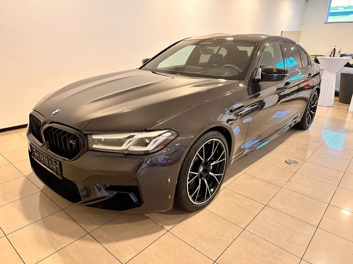 BMW M5