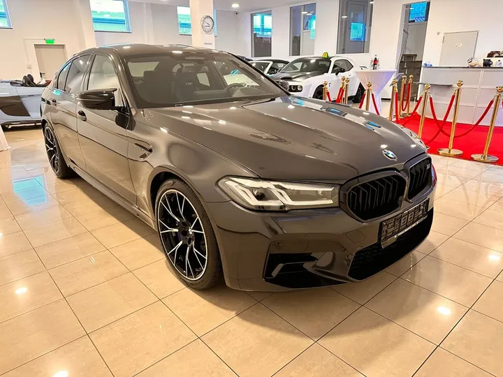 BMW M5