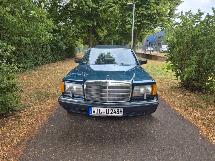 Mercedes-Benz 300