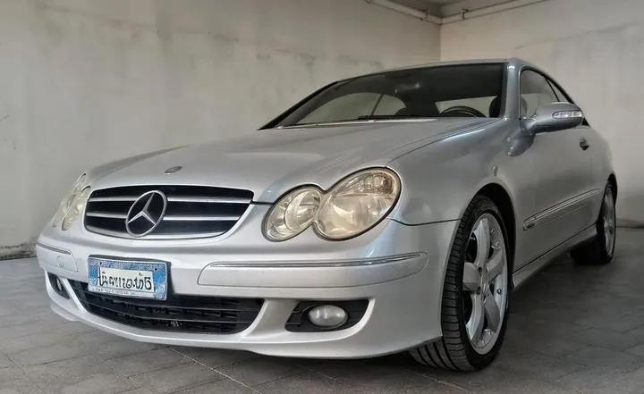 Mercedes-Benz CLK 320