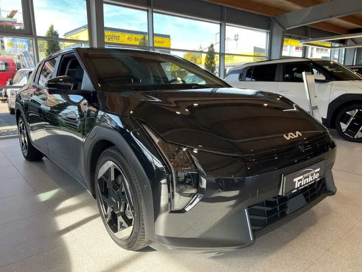 Kia EV4