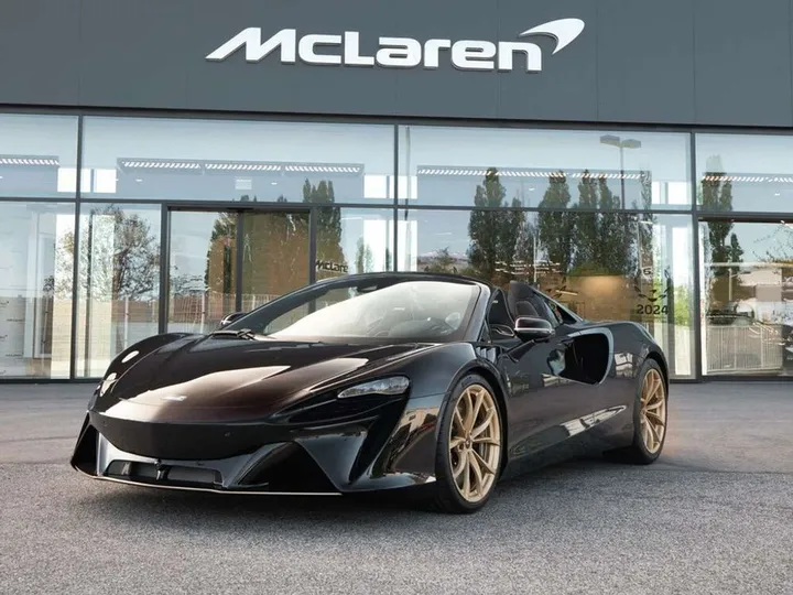 McLaren Artura