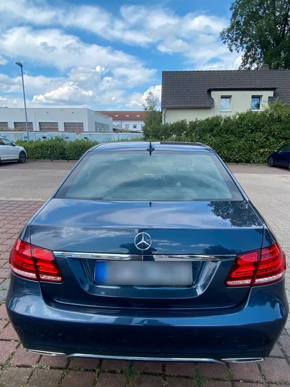 Mercedes-Benz E 250