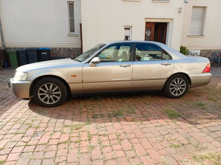 Honda Legend