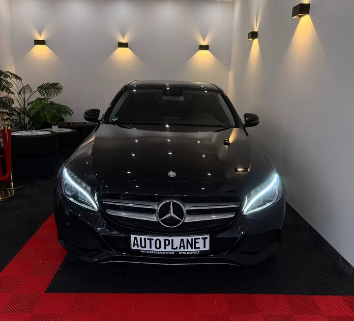 Mercedes-Benz C 180