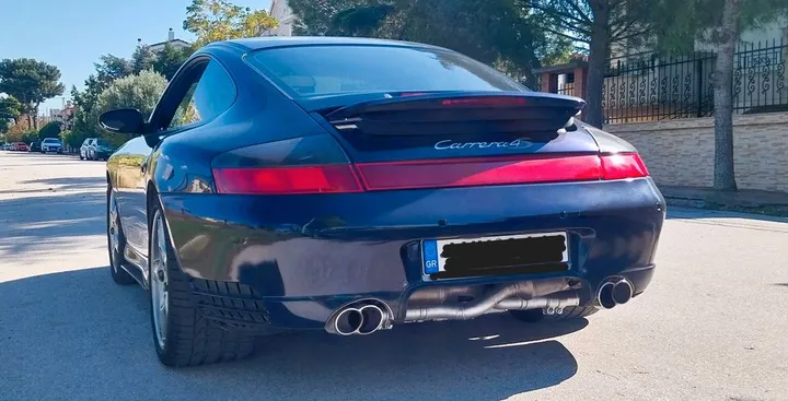Porsche 996