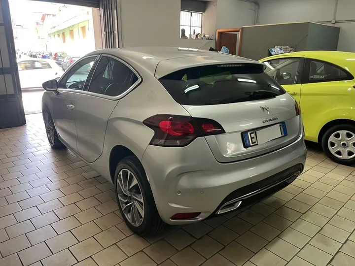 DS Automobiles DS4