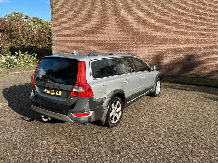 Volvo XC70