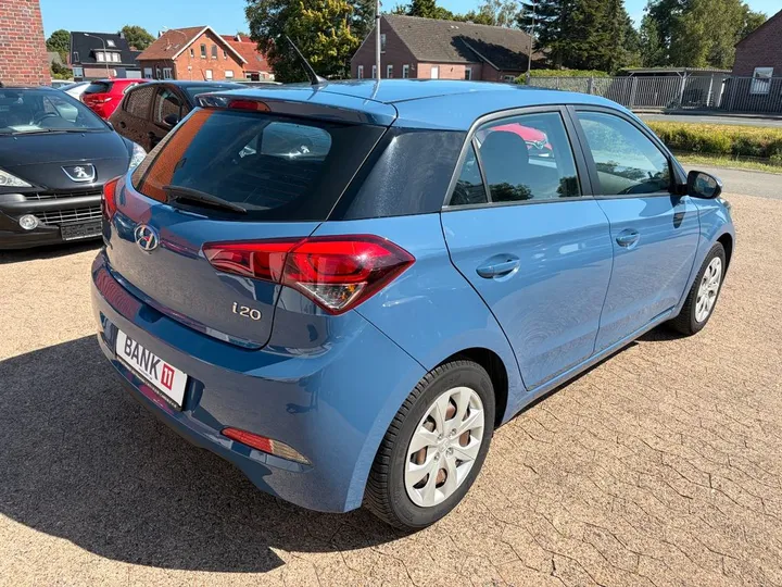 Hyundai i20