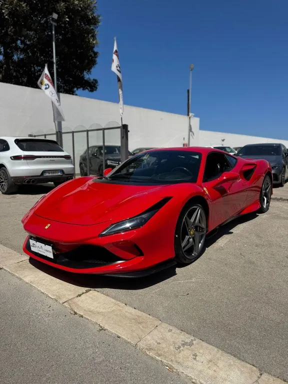 Ferrari F8