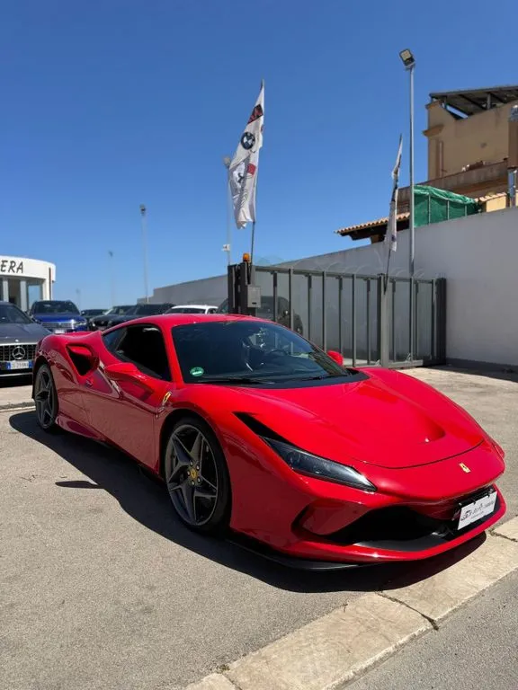 Ferrari F8