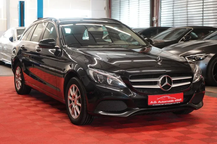 Mercedes-Benz C 220