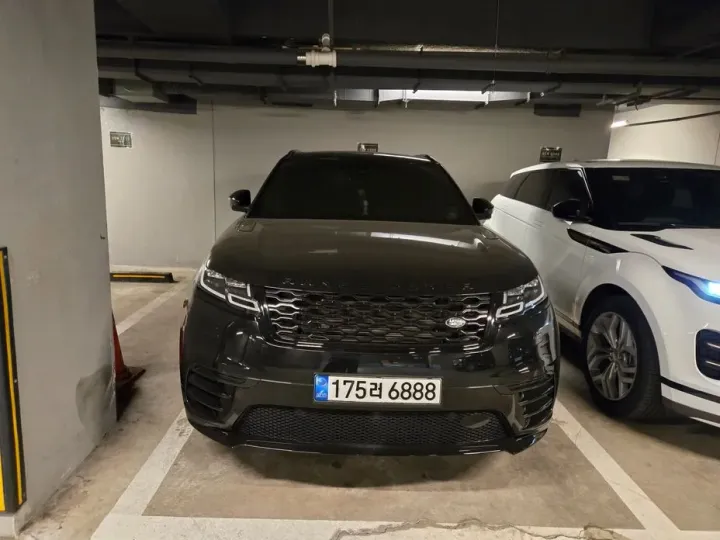 Land Rover Range Rover Velar