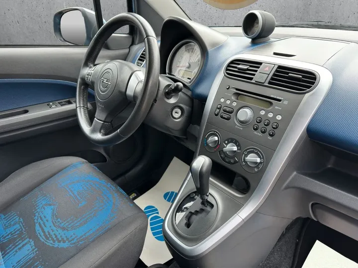 Opel Agila