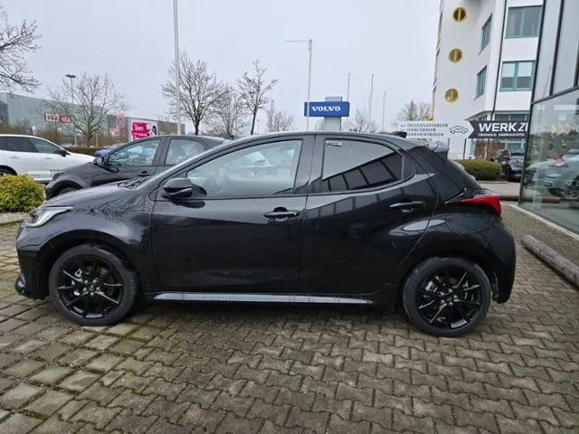 Mazda 2 Hybrid