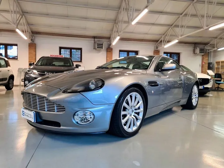 Aston Martin Vanquish
