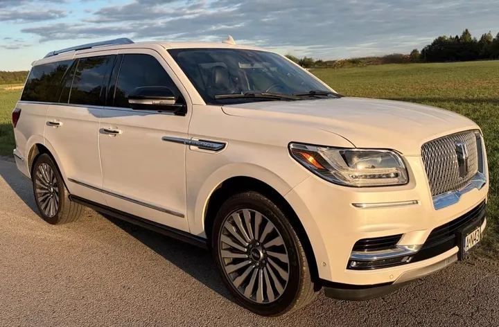 Lincoln Navigator