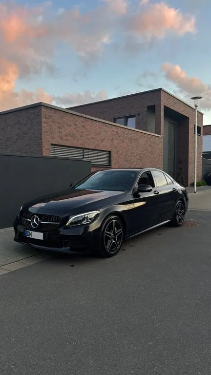 Mercedes-Benz C 200