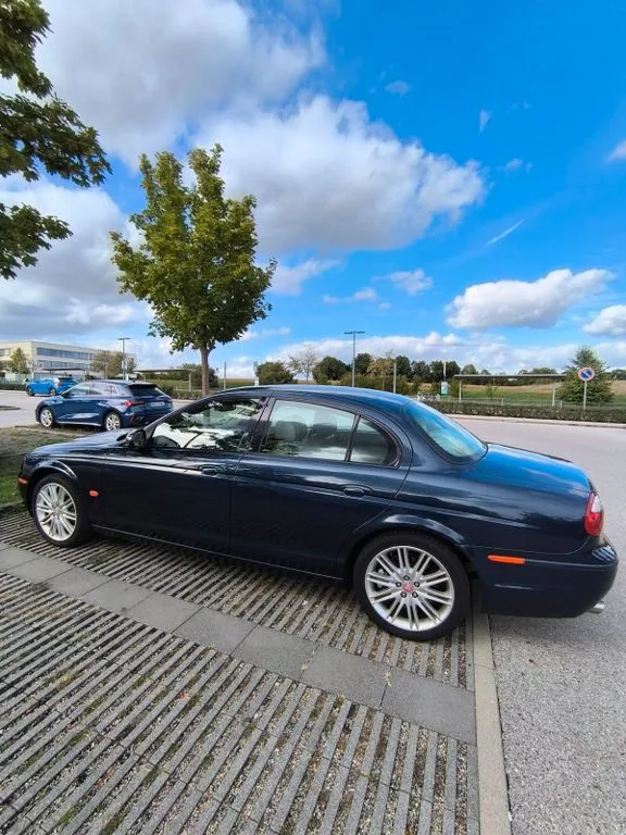 Jaguar S-Type