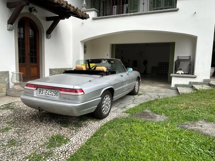 Alfa Romeo Spider