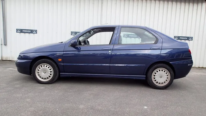 Alfa Romeo 146