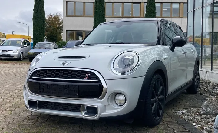 MINI Cooper SD