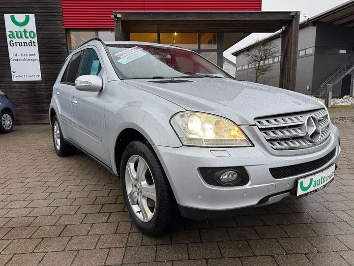 Mercedes-Benz ML 320