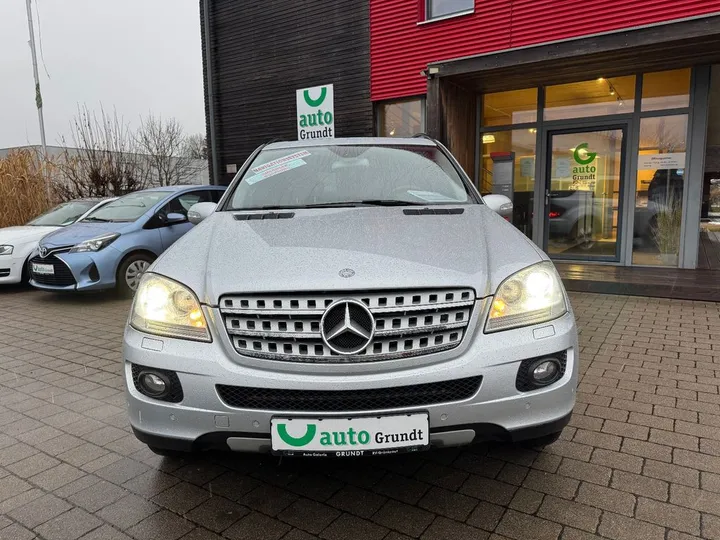 Mercedes-Benz ML 320