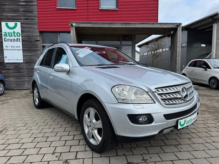 Mercedes-Benz ML 320