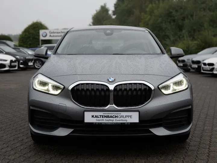 BMW 118