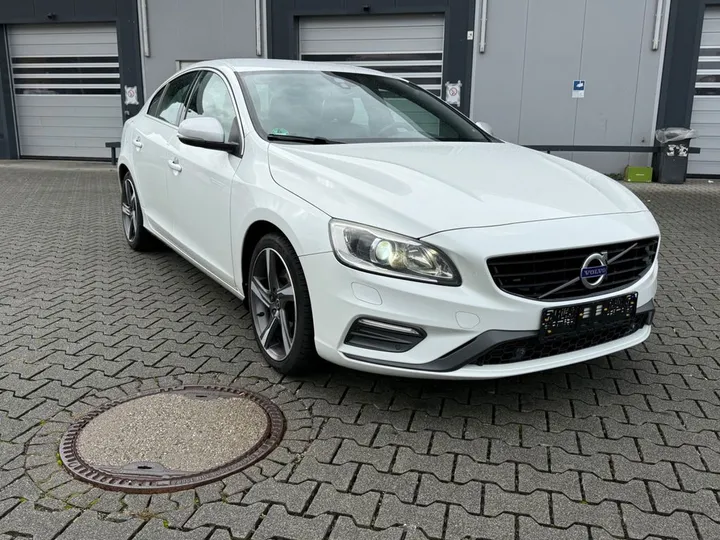 Volvo S60