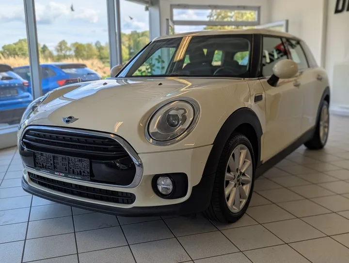 MINI Cooper Clubman
