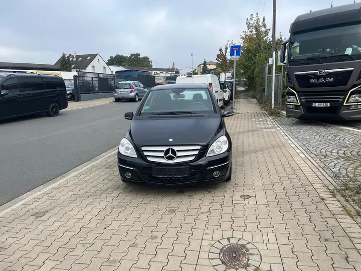 Mercedes-Benz B 150