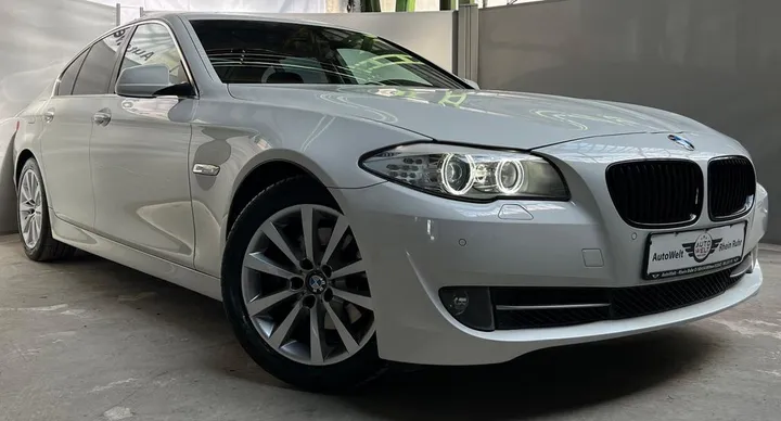 BMW 528