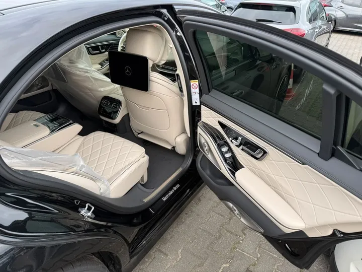 Mercedes-Benz S 500