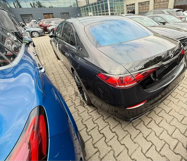 Mercedes-Benz S 500