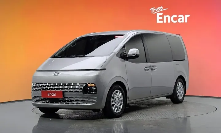 Hyundai Staria
