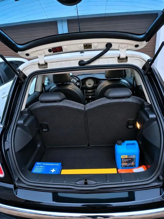MINI Cooper C