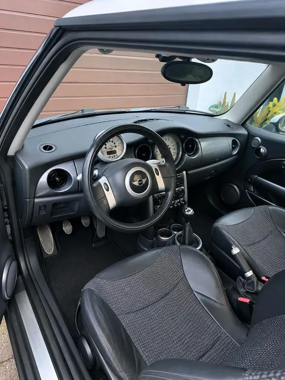 MINI Cooper C