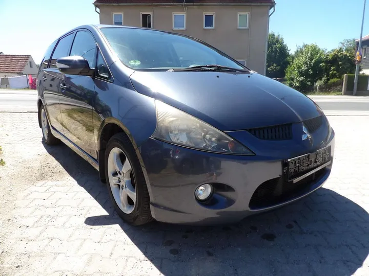 Mitsubishi Grandis