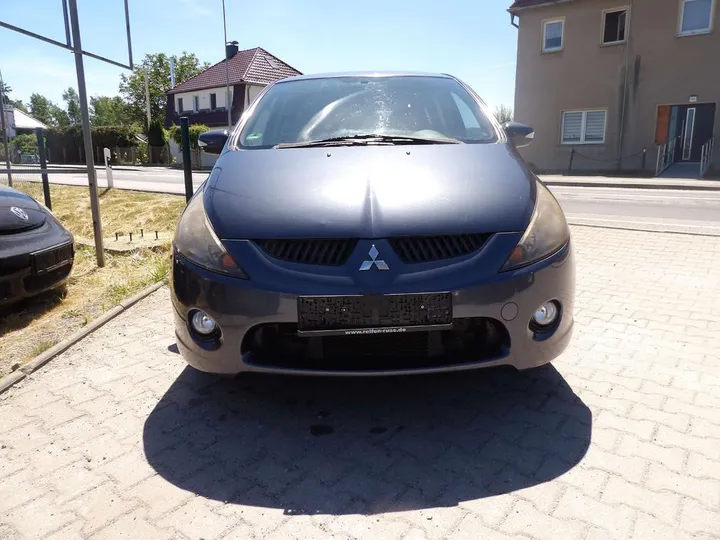 Mitsubishi Grandis