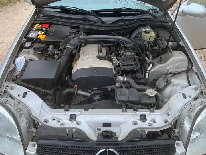 Mercedes-Benz SLK 200