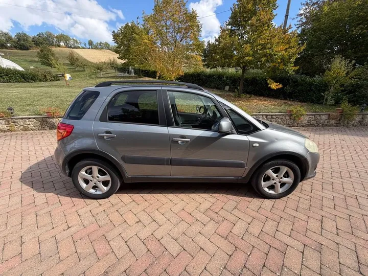 Suzuki SX4